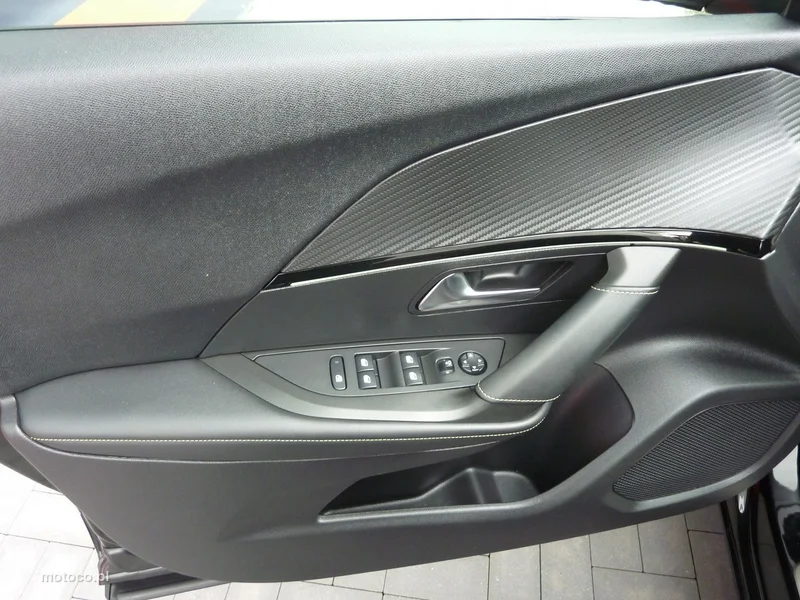 Peugeot 2008 36