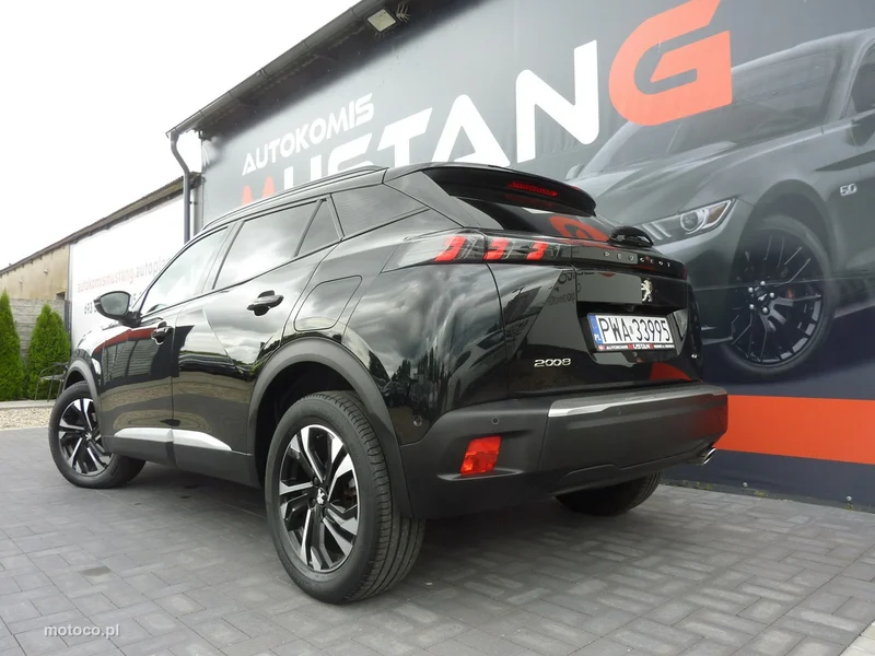 Peugeot 2008 6