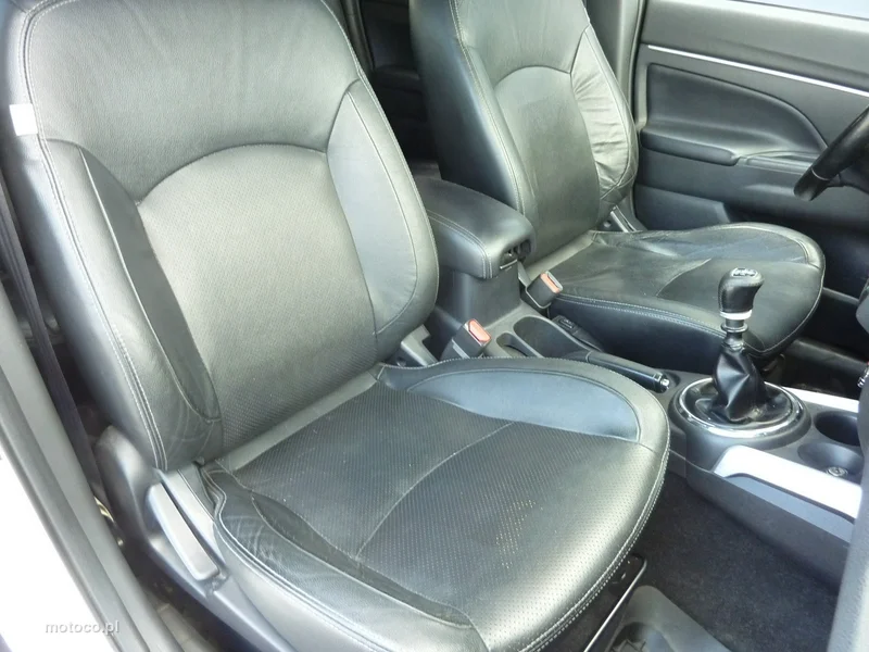 Mitsubishi ASX 16