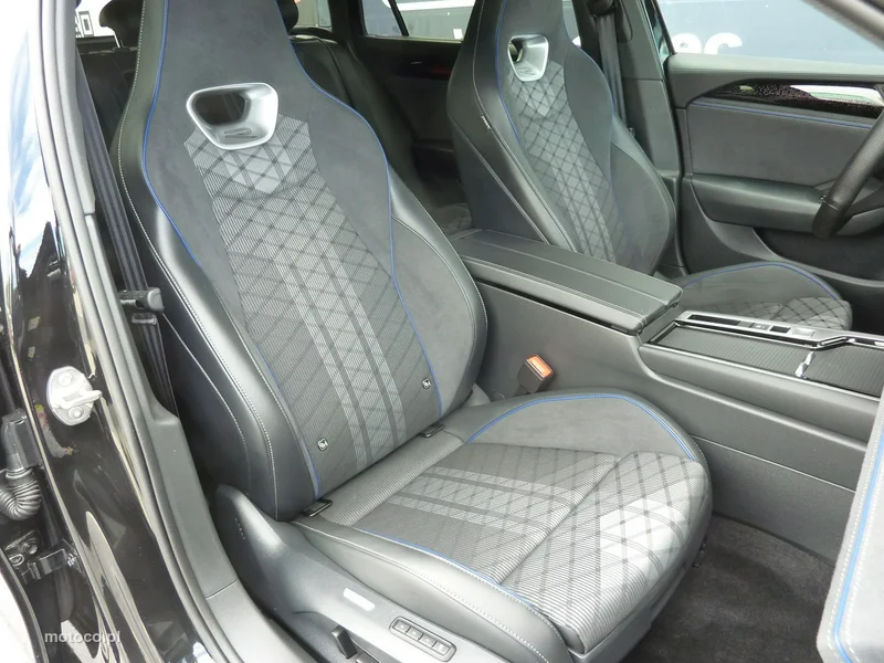 Volkswagen Passat B9 15