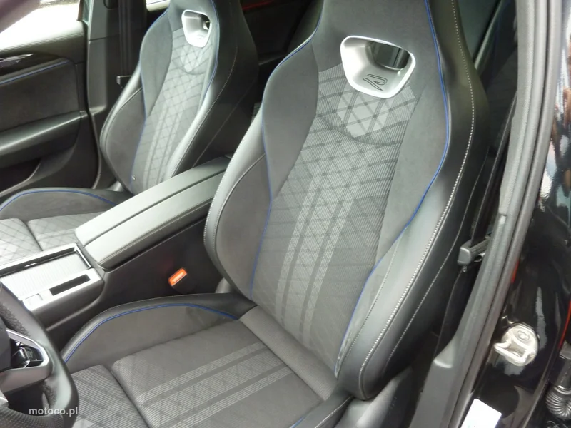 Volkswagen Passat B9 10