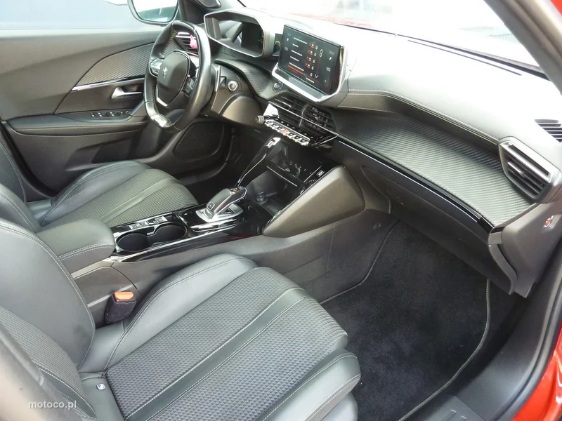 Peugeot 2008 15