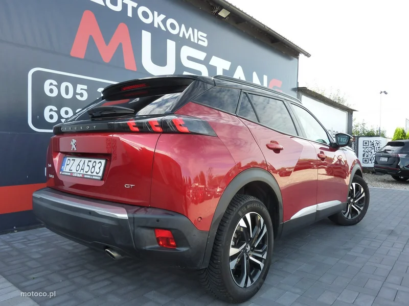 Peugeot 2008 4