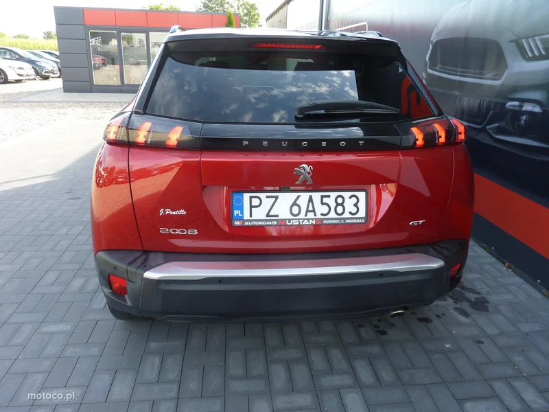 Peugeot 2008 5
