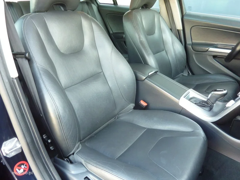 Volvo V60 16