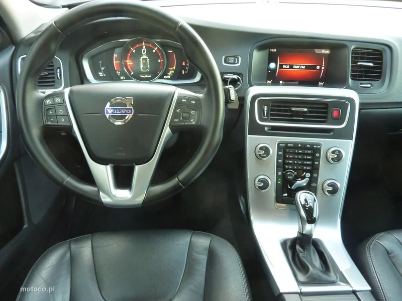 Volvo V60 19