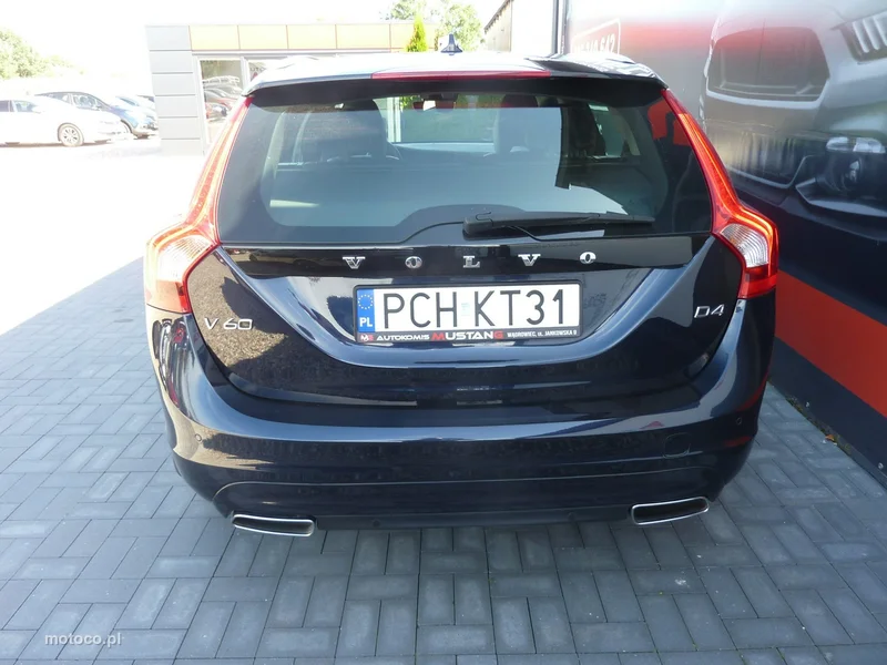 Volvo V60 5