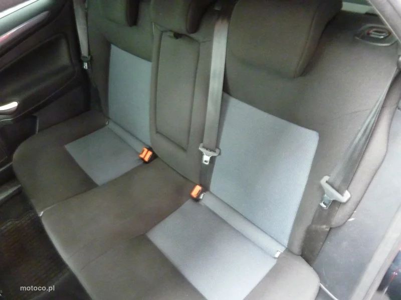 Ford Mondeo V 13