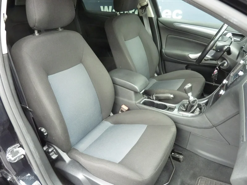 Ford Mondeo V 16