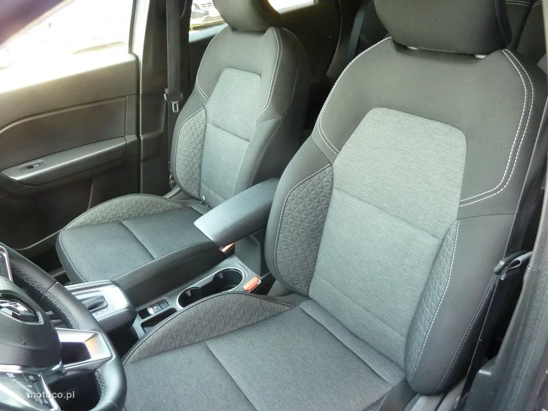 Renault Captur II 12