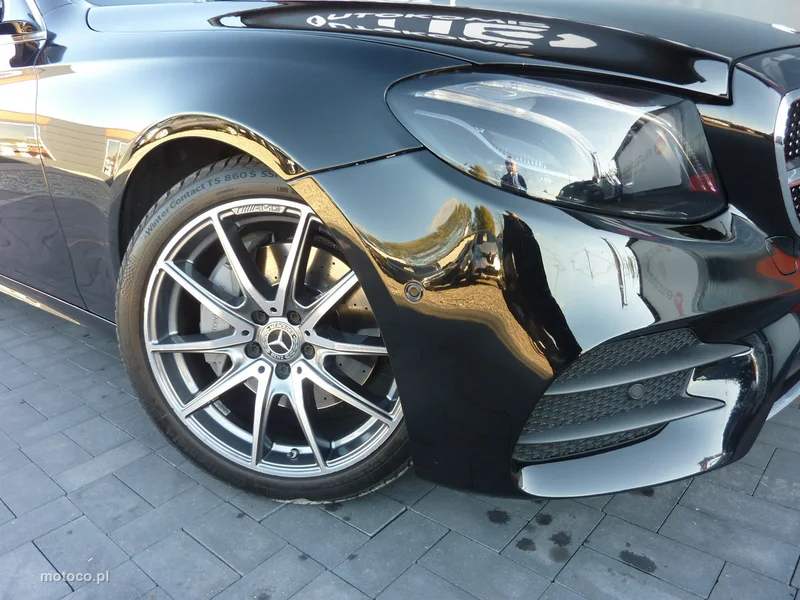 Mercedes-Benz Klasa E W213 E 300 39