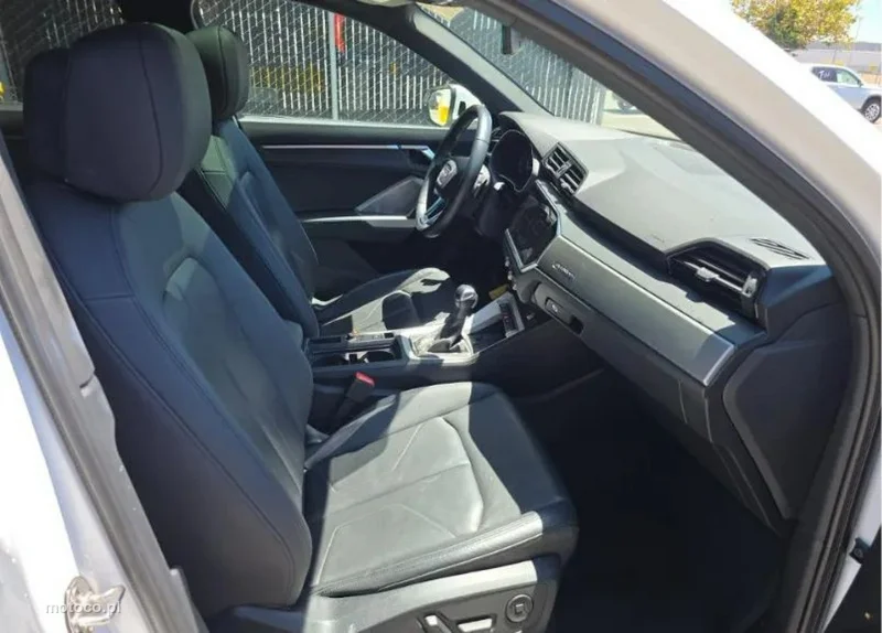 Audi Q3 F3 9