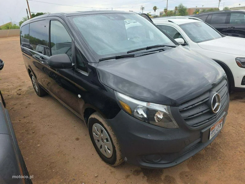 Mercedes-Benz Vito 2