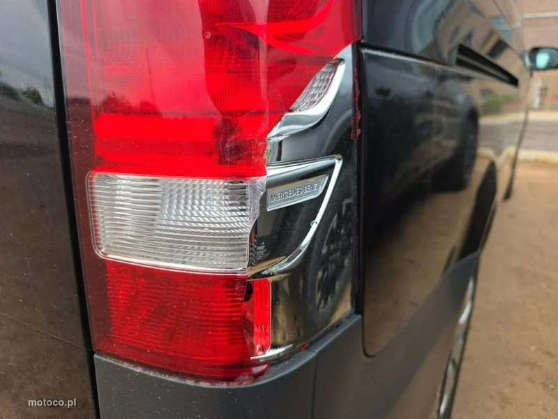Mercedes-Benz Vito 13