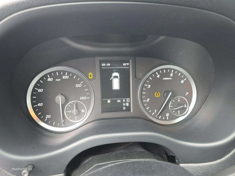 Mercedes-Benz Vito 6