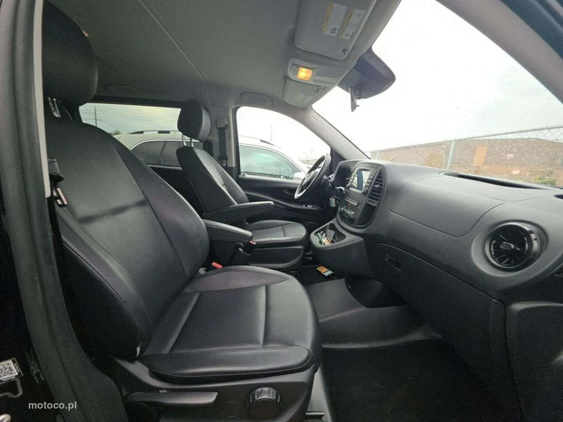 Mercedes-Benz Vito 7