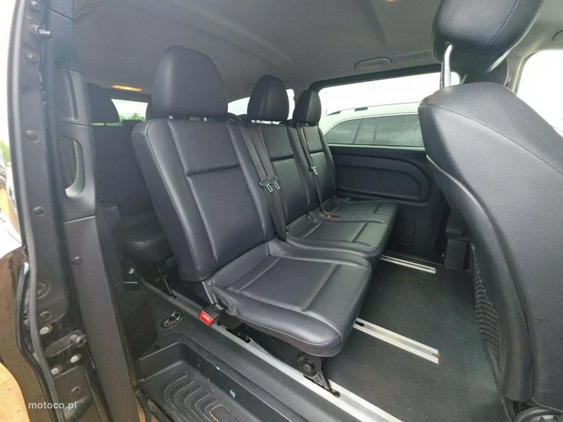 Mercedes-Benz Vito 8