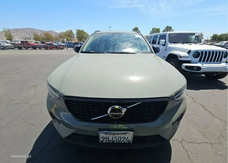 Volvo XC 40 2