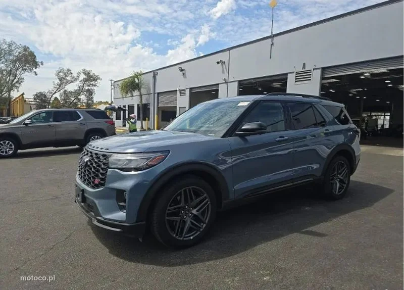 Ford Explorer 3