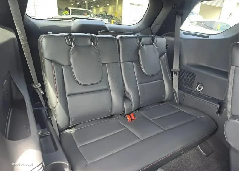 Ford Explorer 10