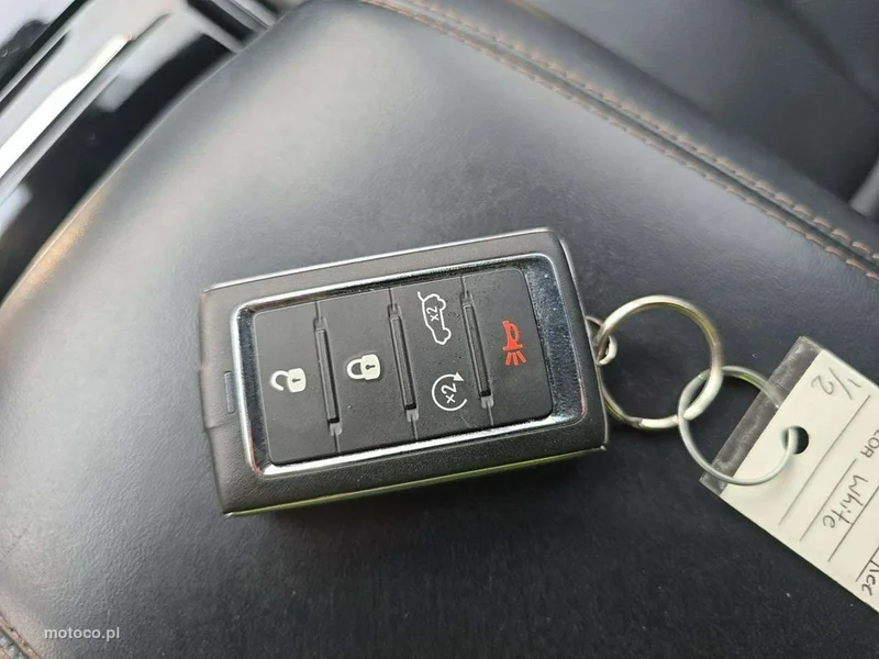 Jeep Grand Cherokee 13