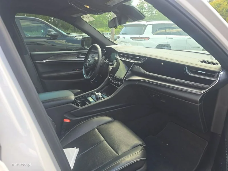 Jeep Grand Cherokee 10