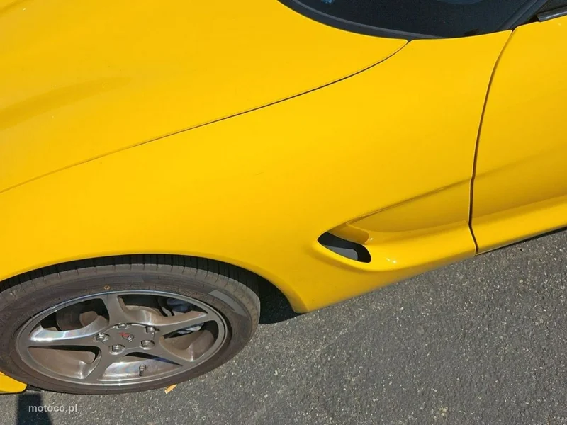 Chevrolet Corvette 13