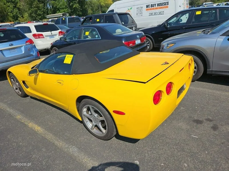 Chevrolet Corvette 5