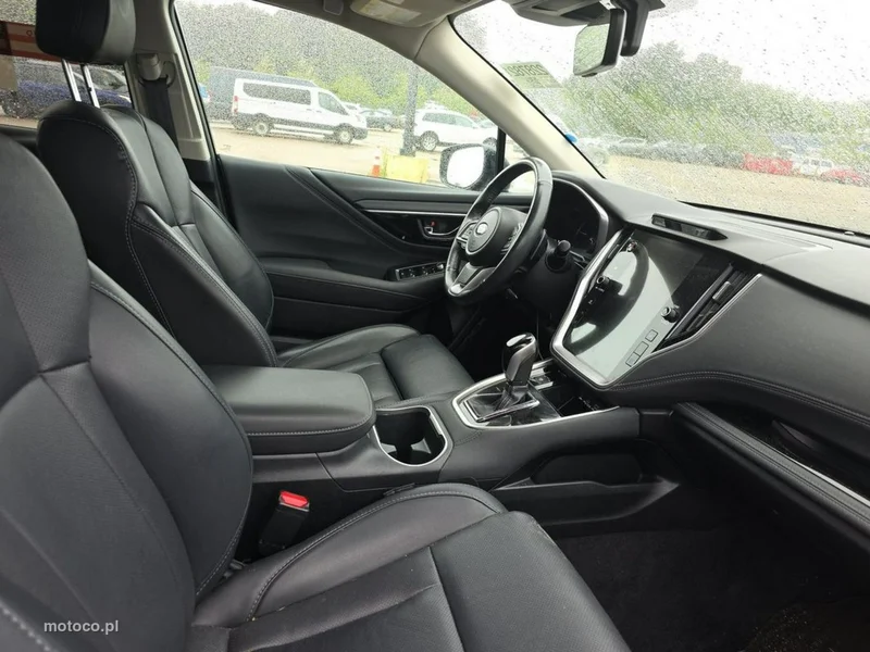Subaru Outback 8