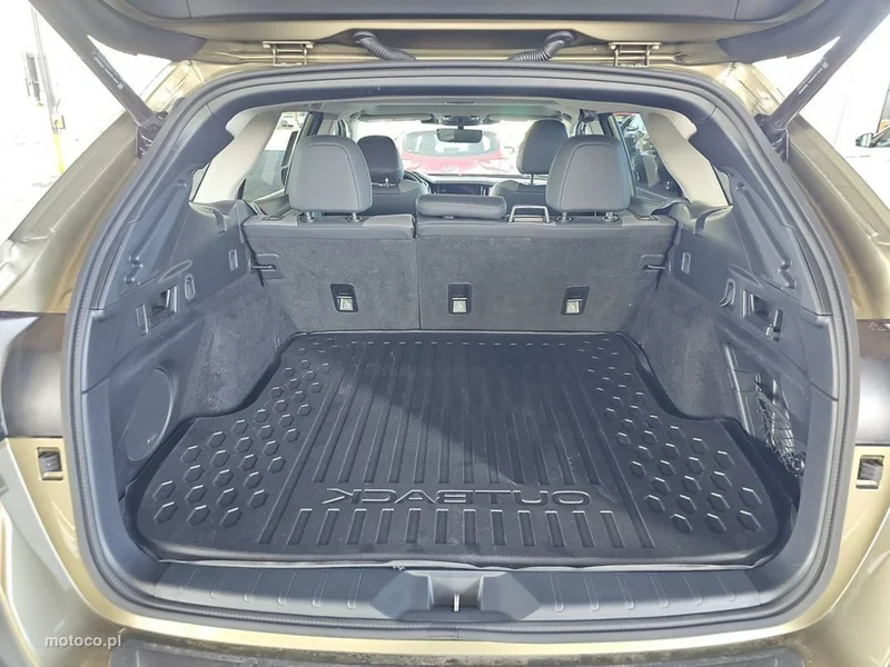 Subaru Outback 12