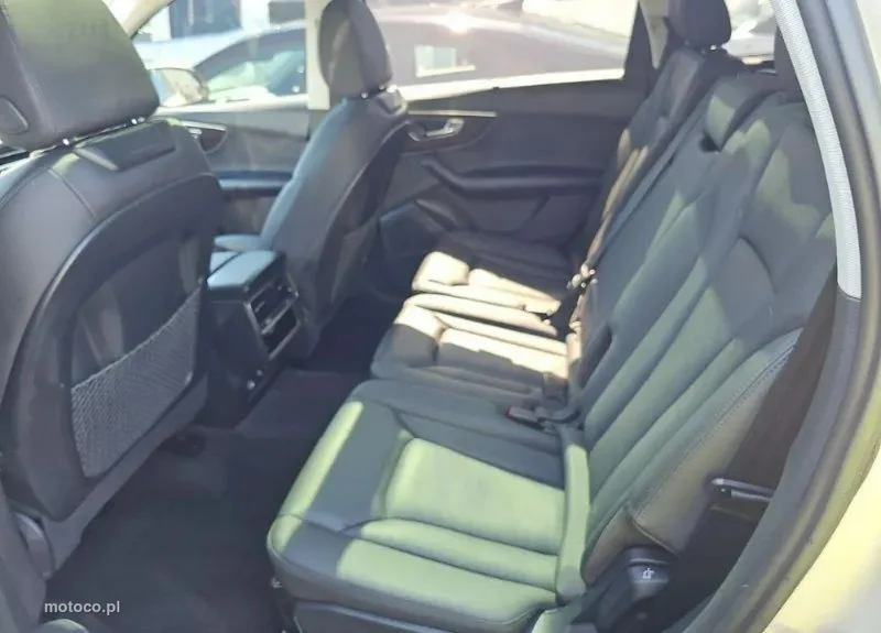 Audi Q7 4M 11