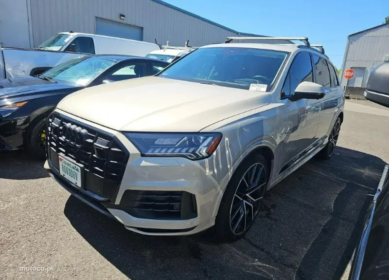Audi Q7 4M 3