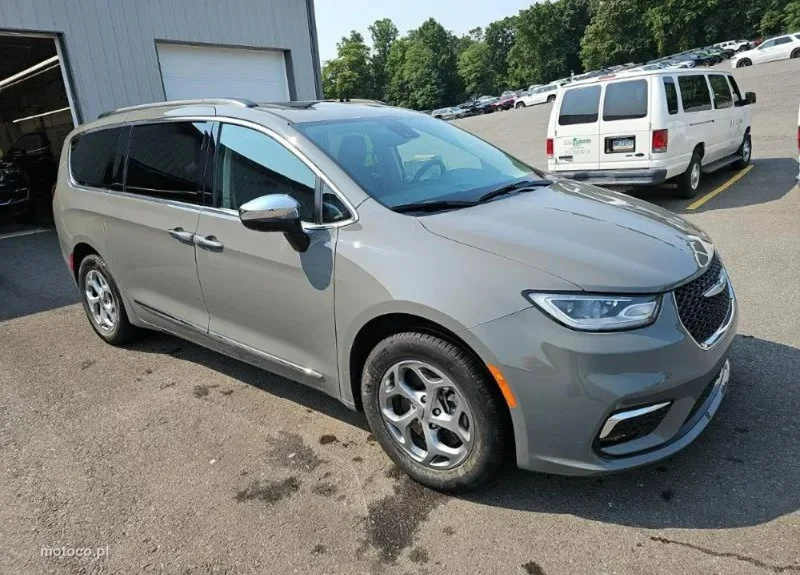 Chrysler Pacifica