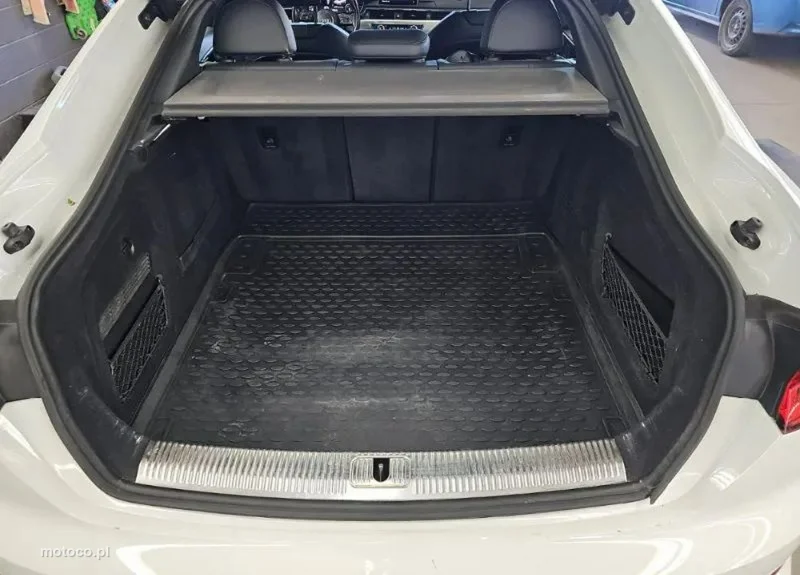Audi A5 F5 12