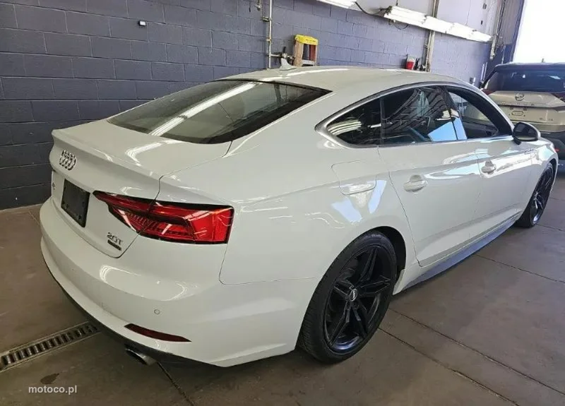 Audi A5 F5 4