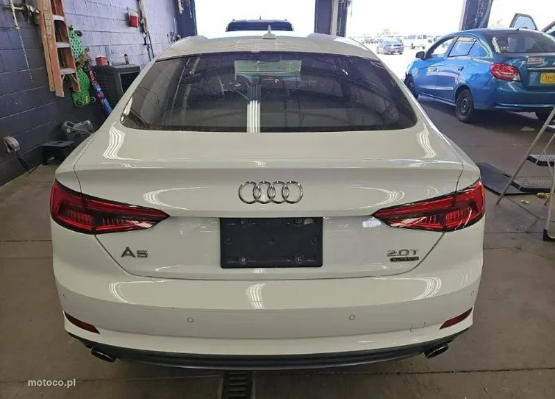 Audi A5 F5 6