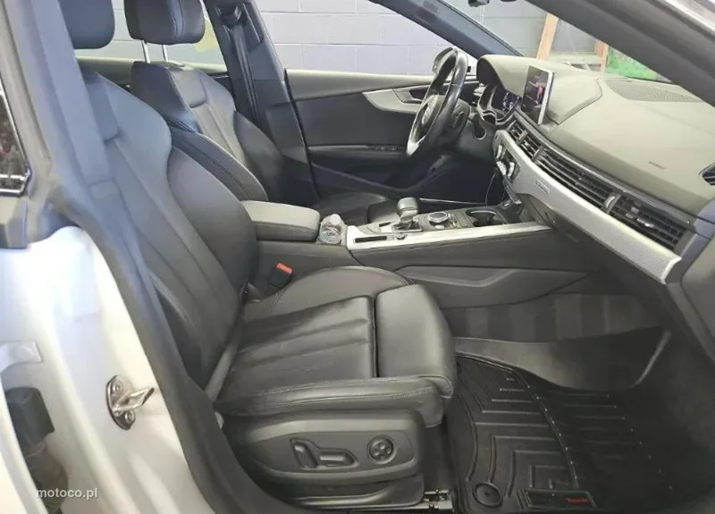 Audi A5 F5 10