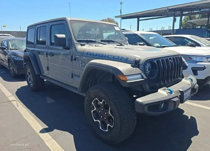 Jeep Wrangler 3