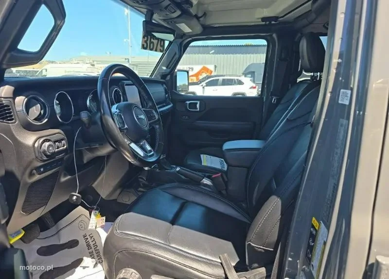 Jeep Wrangler 6