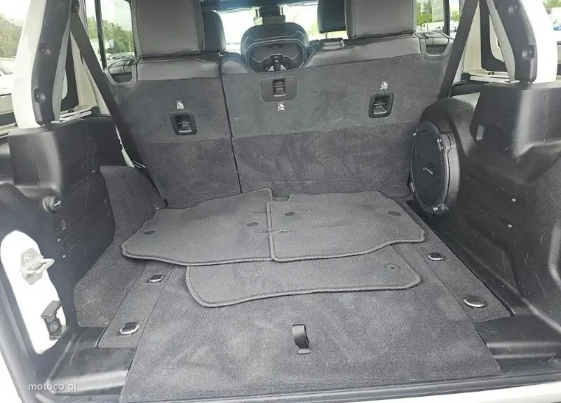 Jeep Wrangler 12
