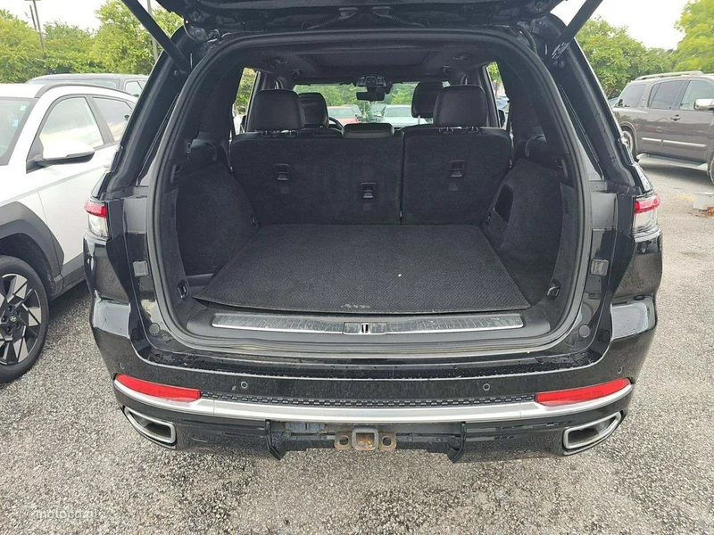 Jeep Grand Cherokee 10