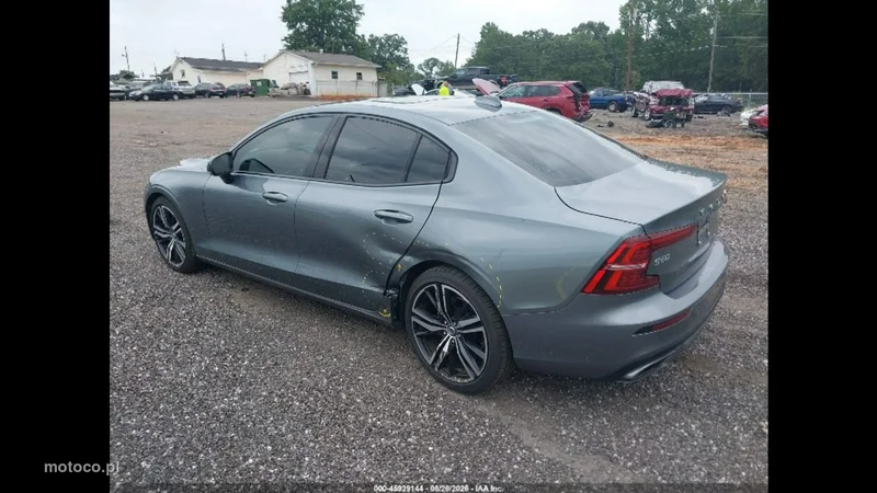 Volvo S60 5