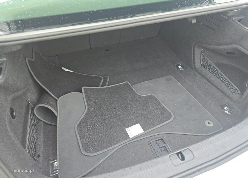 Audi A4 B9 11
