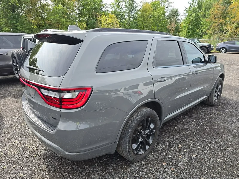 Dodge Durango 4