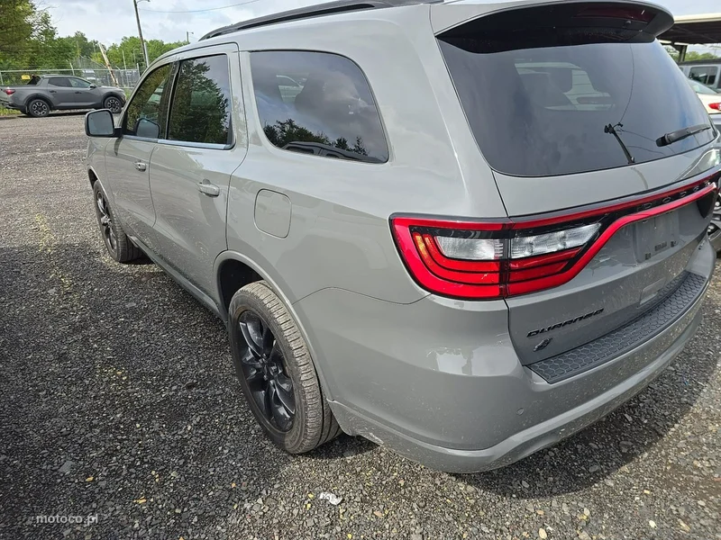 Dodge Durango 5