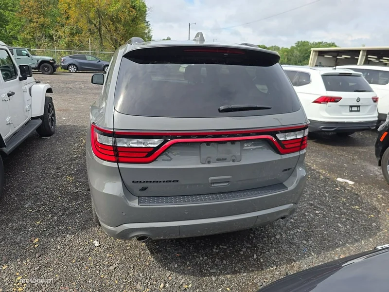 Dodge Durango 6