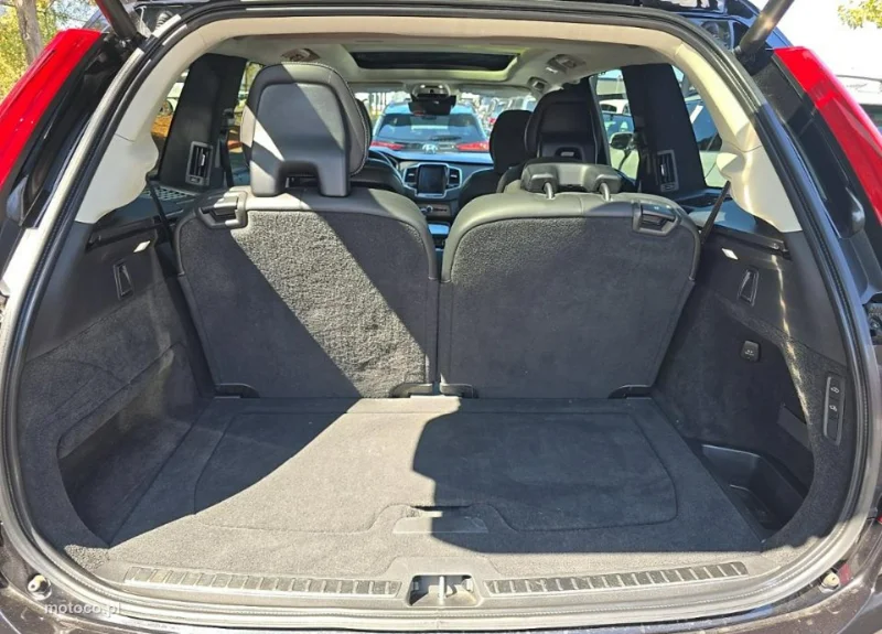 Volvo XC 90 13