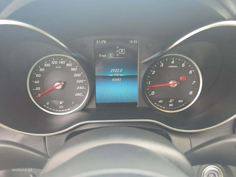 Mercedes-Benz Klasa C W205 C 300 6
