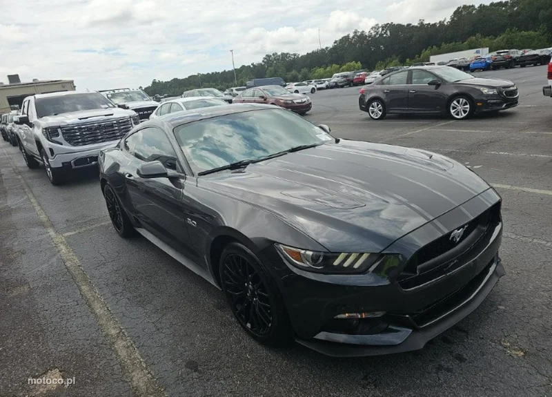 Ford Mustang VI S-550 3