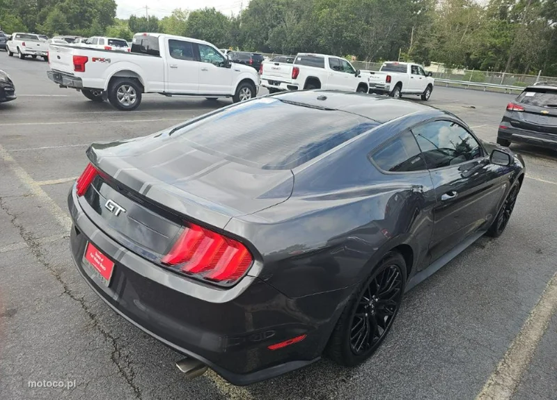 Ford Mustang VI S-550 4